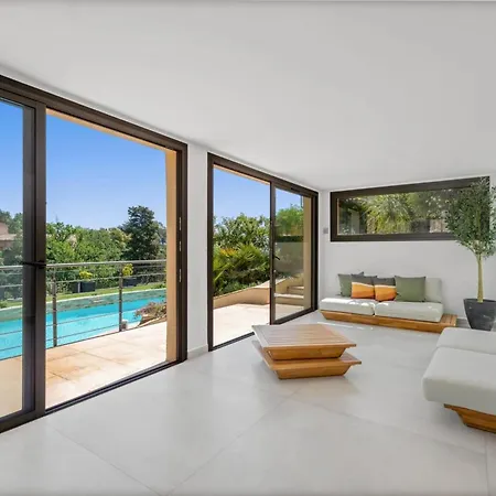 Ref 2192 - Contemporary In With Sea View Pool * Cannes