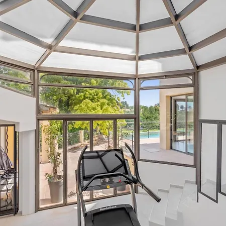 Ref 2192 - Contemporary In With Sea View Pool Βίλα