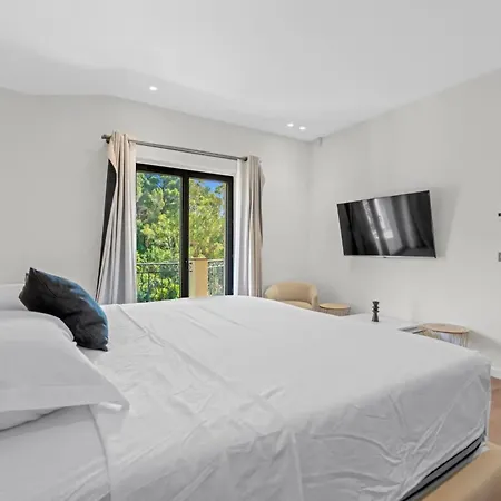 Vila Ref 2192 - Contemporary In With Sea View Pool